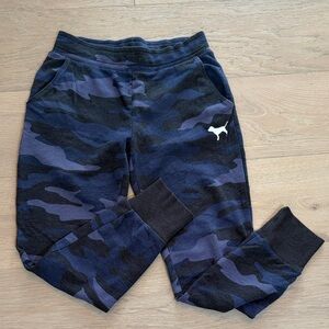 PINK Victoria's Secret Blue Camo Joggers